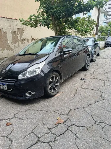 Peugeot 208 Allure 1.5 Flex 8V 5P 2014