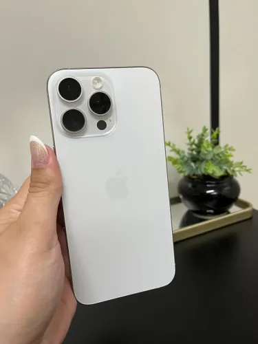IPHONE 15 PRO MAX IMPECÁVEL