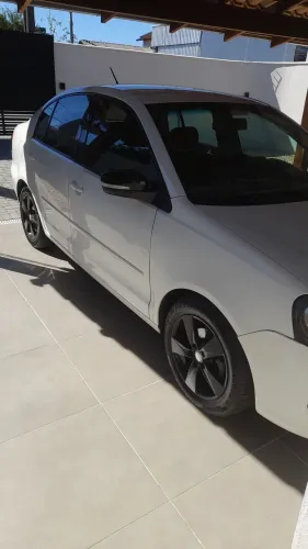 Volkswagen Polo Sedan 1.6 MI Total Flex 8V 4P 2014