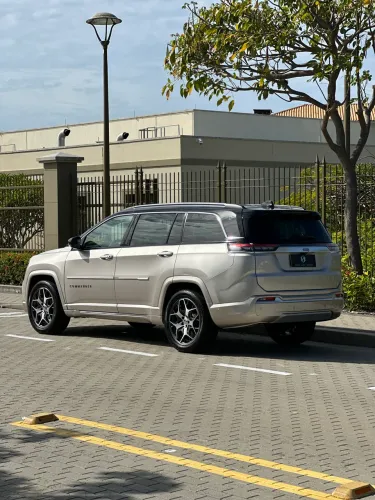 Jeep Commander Overland T270 1.3 TB Flex AUT 2022