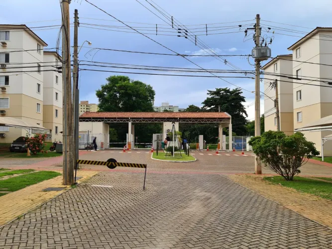 Apartamento 2 Quartos no Negrão de Lima - Recanto das Praças 2
