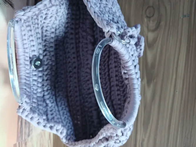 Bolsas de malha crochê