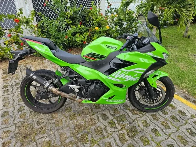 Kawasaki Ninja 400 (oportunidade exclusiva 23.000Km)