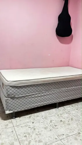 Vendo cama solteiro