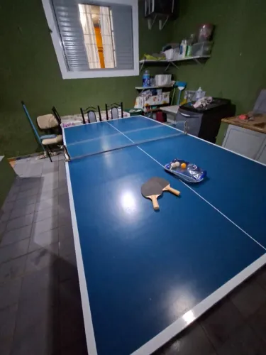 Mesa de Ping Pong montável (usado)
