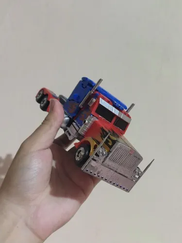Transformers boneco Optimus prime customizado ler descrição 
