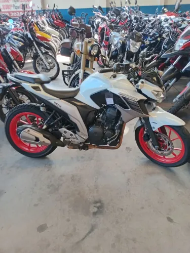 Yamaha FZ25 2019 Vitória motors 