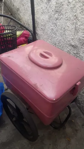 Carrinho de Picolé Rosa