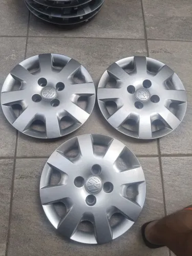 3 calotas aro 13 originais VW gol g5 Voyage Saveiro 