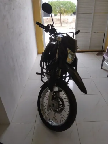 Vendo moto NXR BROS