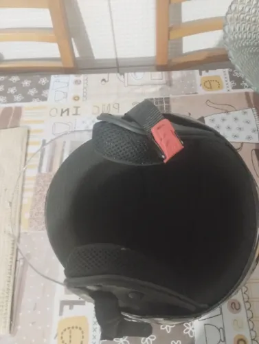 Vendo 2 capacetes pouco usado. Aceito cartão com o acréscimo da maquininha Bairro jardim