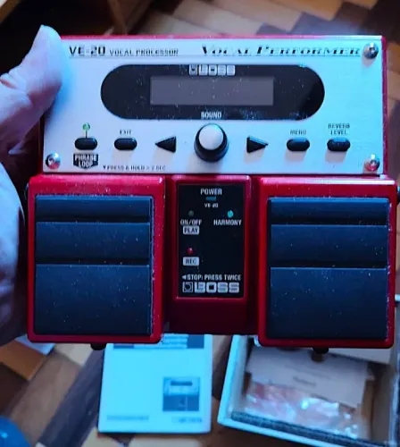 Pedal Processador Vocal Boss VE-20 Impecável + Fonte Roland + Caixa e Manual