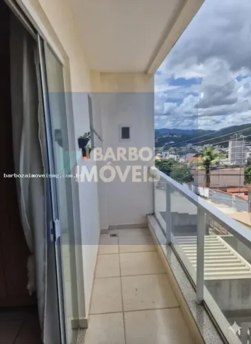 Prédio à venda no Centro - São Lourenço - MG