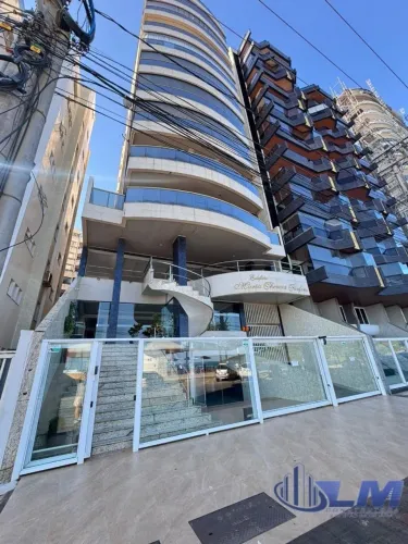 Apartamento na Praia do Morro - 3 Quartos, 1 Suíte, 2 Salas, 2 Banheiros e Vaga de Garagem