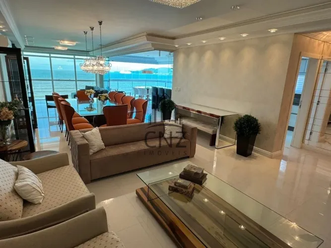 Imperdível! Apartamento de luxo FRENTE MAR à venda em Itapema-SC, Centro com 4 suítes 3 va