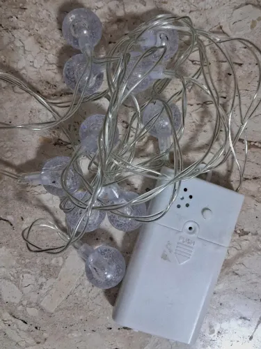 PISCA-PISCA Bolas 2,5 Metros 7 Músicas 110/22v Branco Quente E Frio USB ou Pilhas