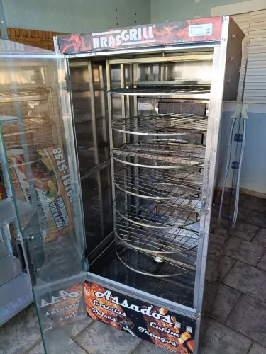 Assador de frango capacidade 55 frango