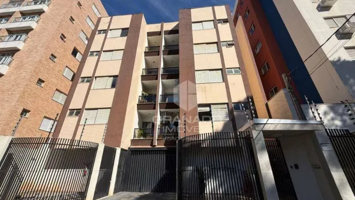 Apartamento amplo em excelente localização por R$ 1.800/mês - Zona 07 - Maringá/PR