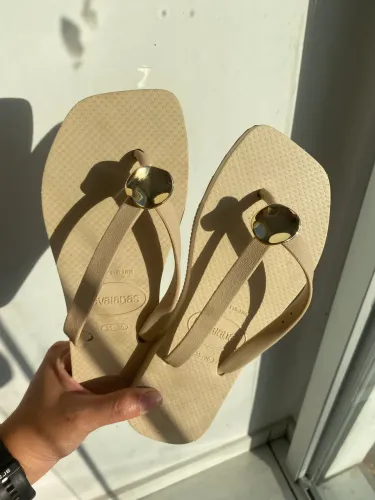 Lote com 200 Chinelas