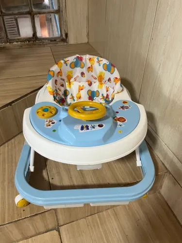 Andador Infantil Musical Sem Uso - Estado de Novo