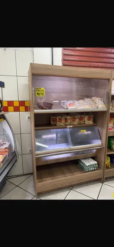 Vendo expositor de padaria. Vasca para pães. R$1100,00