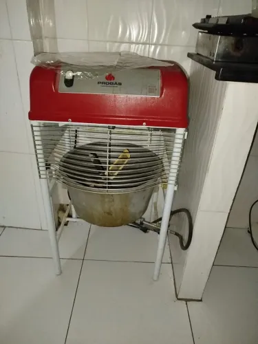 Máquina de fazer massa de coxinha
