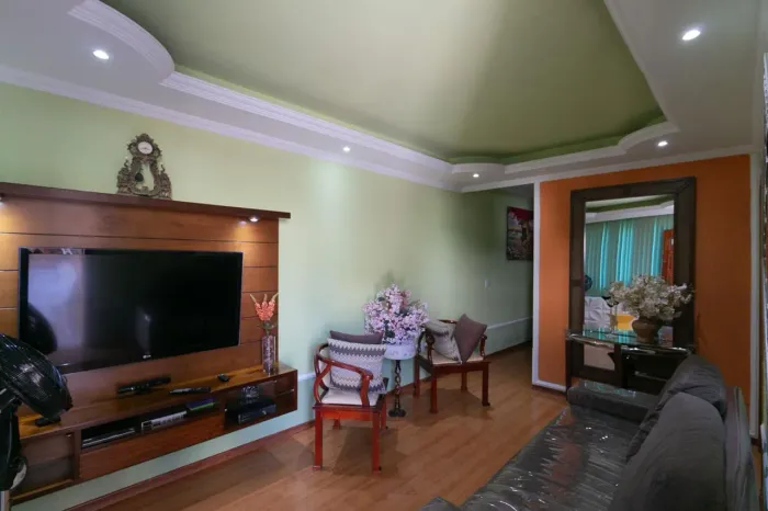 Casa à Venda - Heliópolis, 5 Quartos, 112 m2