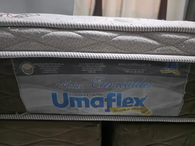 vendo cama box com colchão king size em ótimo estado