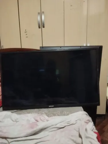 Televisão plilco 32 retirada de pessa