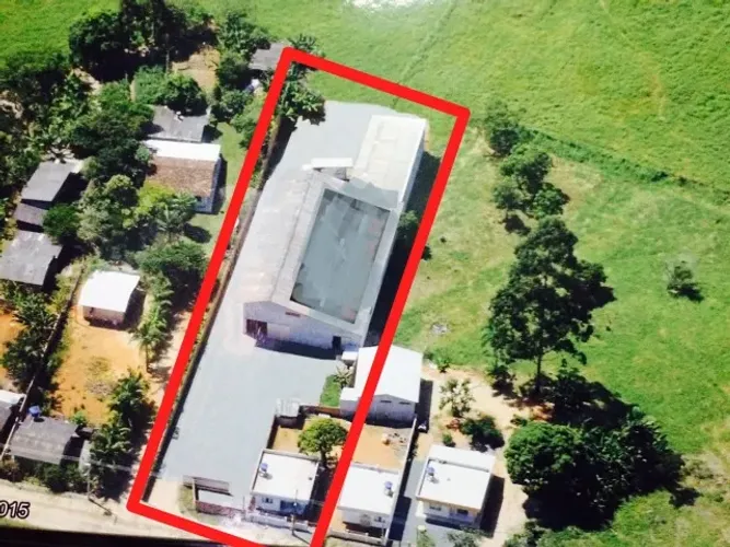 Galpão com 765m² de Área Construída e Terreno de 2.300m² em Navegantes - Porto Escalvados