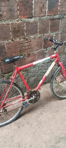 Bicicleta a venda para retirar peças