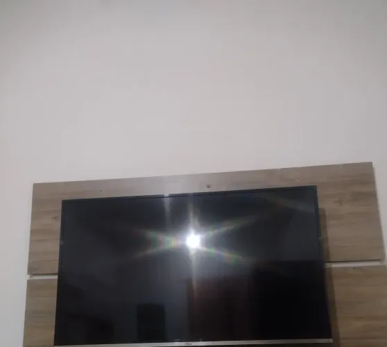 Vende-se uma smart tv philco 49 polegadas 4k
