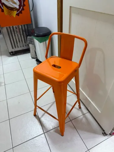 Banqueta Laranja