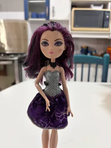 Raven Queen Linha básica
