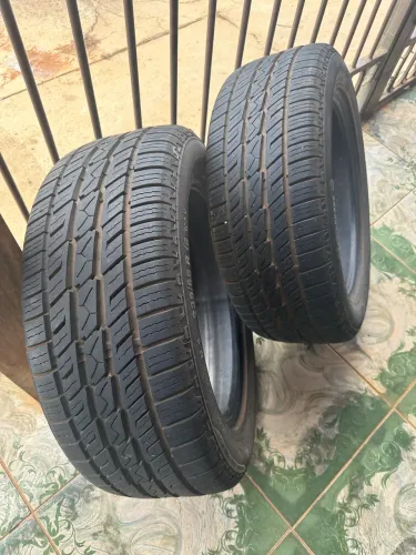 Par Pneus 235/55/R18 Barum Bravuris