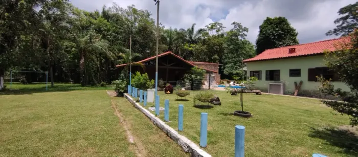 Chácara com 3 dormitórios à venda, 15000 m² por R$ 790.000,00 - Chácaras Iporanga - Peruíb