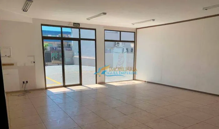 Imobiliária Águia Imperial Aluga Barracão no São Cristovão