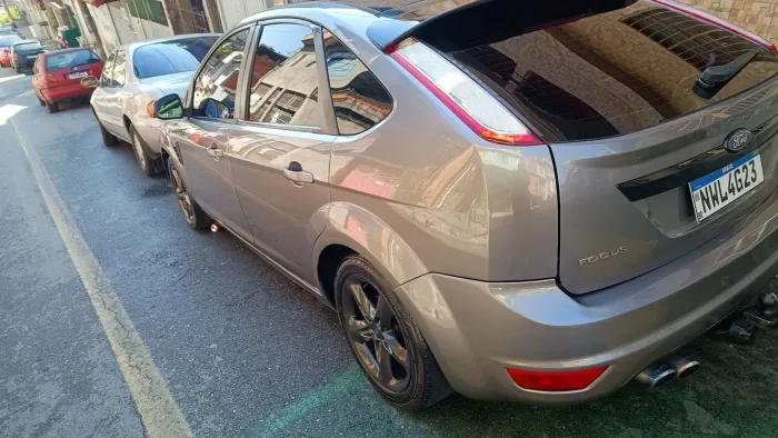 Ford Focus 1.6 S/se/se Plus Flex 8v/16v 5P 2011