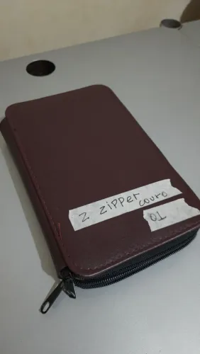 Estojo em couro para 48 lápis/canetas. 3 ziper