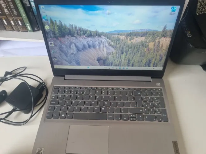 Notebook Lenovo i5 10 geração com 20G ram