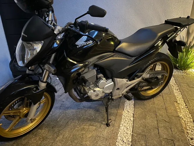 Vendo CB300
