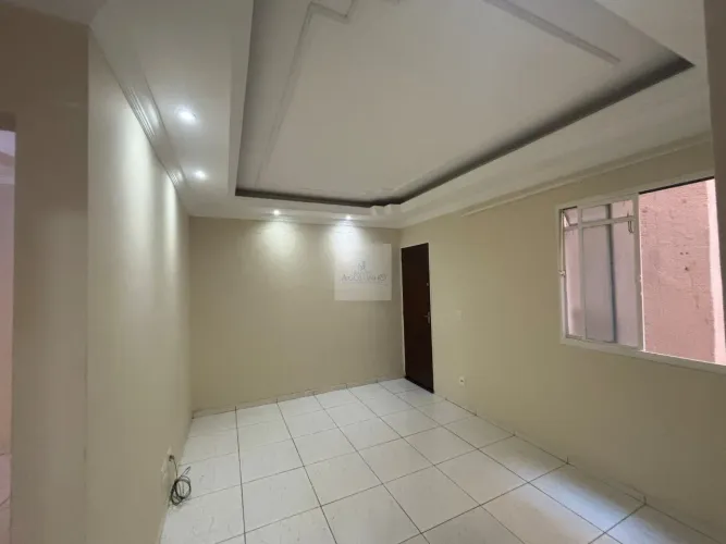 Aluguel de Apartamento Impecável em Belo Horizonte - 2 Quartos, sem elevador, 1 Vaga de Ga