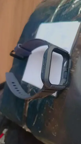 Capa Spigen Rugged Armor Pro para Apple Watch 44mm/45mm<br>Charcoal Gray