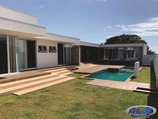 VENDE-SE Casa em condomínio NO PORTAL DA SERRA - MARÍLIA/SP