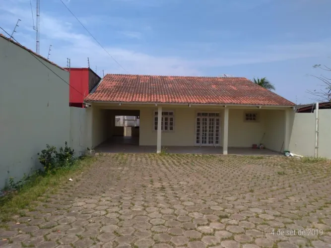 Casa 3 quartos - Floresta