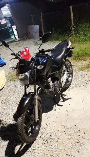 Vendo ou troco por moto meno com volta da pessoa