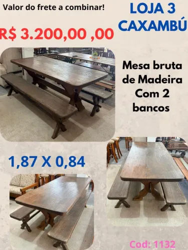 Mesa de Madeira Maciça com 2 bancos
