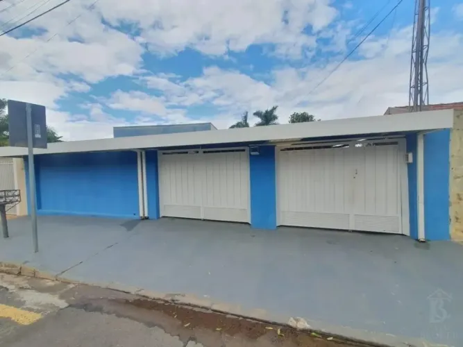 Casa 3 Quartos com 1 Suíte - Fragata REF: 389
