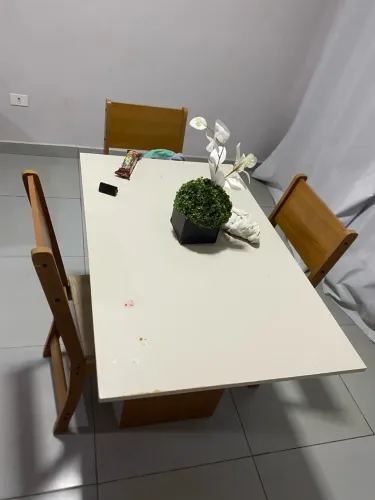 MESA MDP COM 3 CADEIRAS