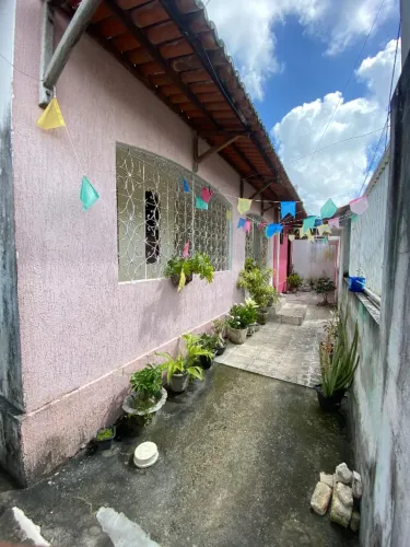 2 casas em ótima localização